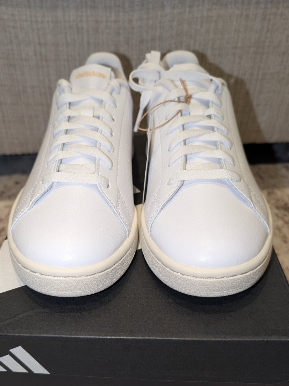 Women’s Size 8 NWT Adidas Advantage White Leopard Sneakers GW4850